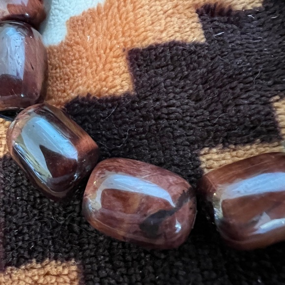 ❤️ Gorgeous Natural Barrel Red  Tiger Eye Bracelet 12x18mm Beads 48gm - Picture 3 of 11